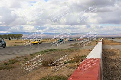 media/Sep-30-2023-24 Hours of Lemons (Sat) [[2c7df1e0b8]]/Track Photos/115pm (Front Straight)/